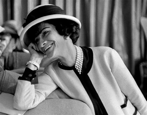 createur de mode chanel|what made chanel famous.